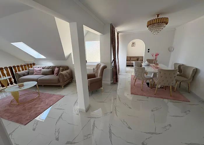 Ramiro Apartment